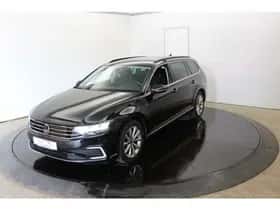 Volkswagen Passat (2021) thumbnail 13