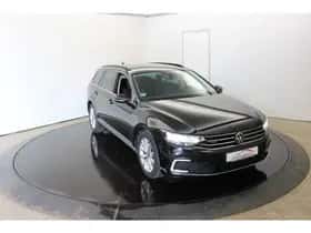Volkswagen Passat (2021) thumbnail 14