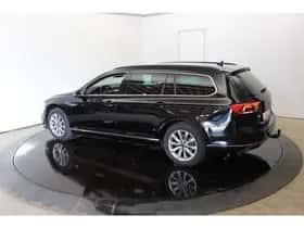 Volkswagen Passat (2021) thumbnail 18