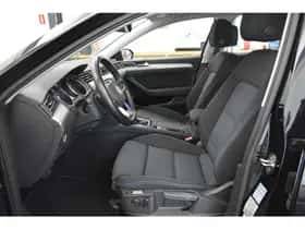 Volkswagen Passat (2021) thumbnail 7