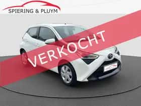 Toyota Aygo (2018) thumbnail 1