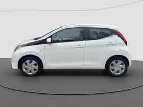 Toyota Aygo (2018) thumbnail 7