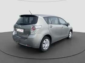 Toyota Verso (2011) thumbnail 5