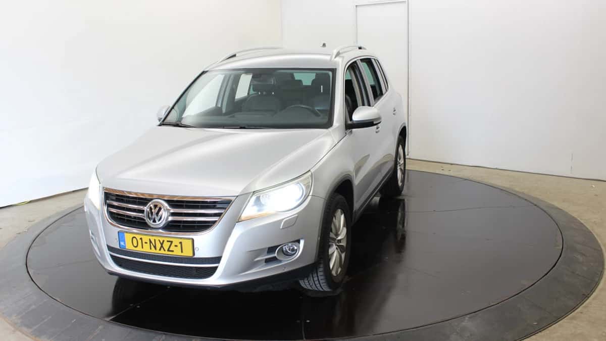 Volkswagen Tiguan (2011) — foto 1