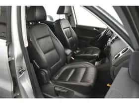 Volkswagen Tiguan (2011) thumbnail 28
