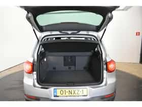 Volkswagen Tiguan (2011) thumbnail 33