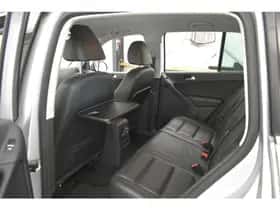 Volkswagen Tiguan (2011) thumbnail 35