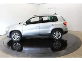 Volkswagen Tiguan (2011) thumbnail 9