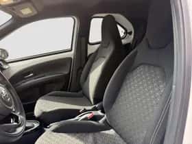Toyota Aygo X (2024) thumbnail 8