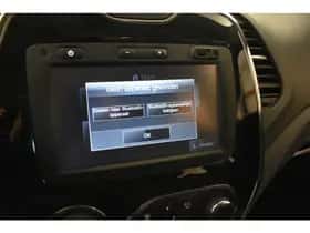 Renault Captur (2016) thumbnail 39