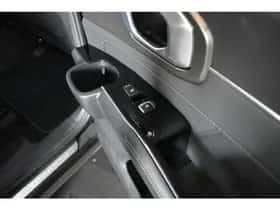 Kia Sorento (2022) thumbnail 37