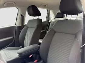 Volkswagen Polo (2012) thumbnail 8