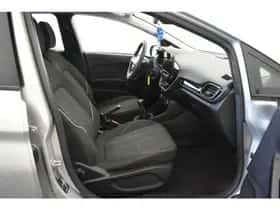 Ford Fiesta (2018) thumbnail 11