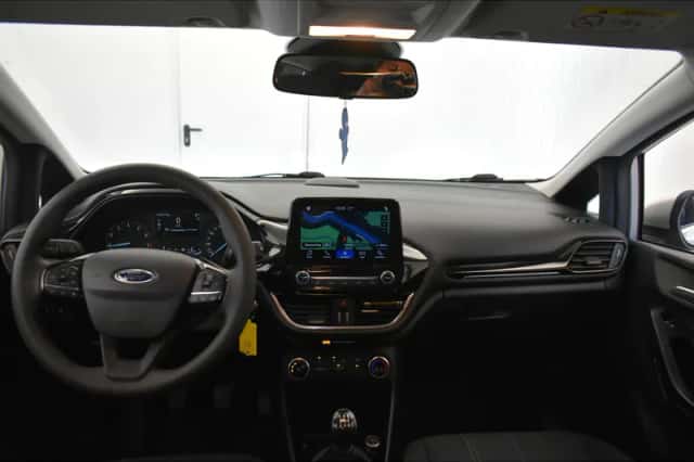Ford Fiesta (2018) thumbnail 4