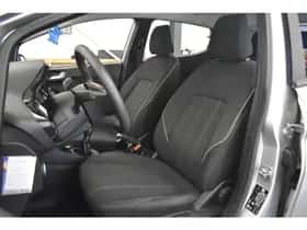 Ford Fiesta (2018) thumbnail 4