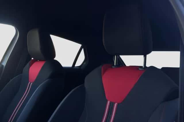 Opel Corsa-e (2023) thumbnail 2