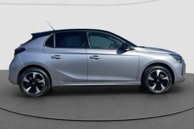 Opel Corsa-e (2023) thumbnail 4