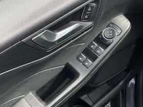 Ford Kuga (2021) thumbnail 10