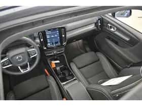 Volvo XC40 (2022) thumbnail 22