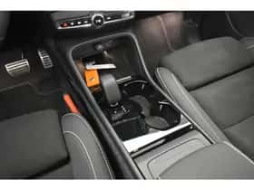 Volvo XC40 (2022) thumbnail 32