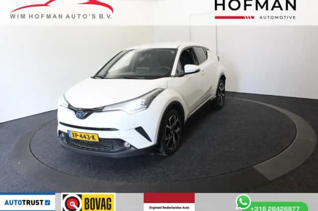 Toyota C-HR (2019) thumbnail 1