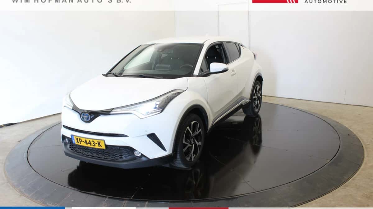 Toyota C-HR (2019) — foto 1