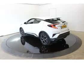 Toyota C-HR (2019) thumbnail 15