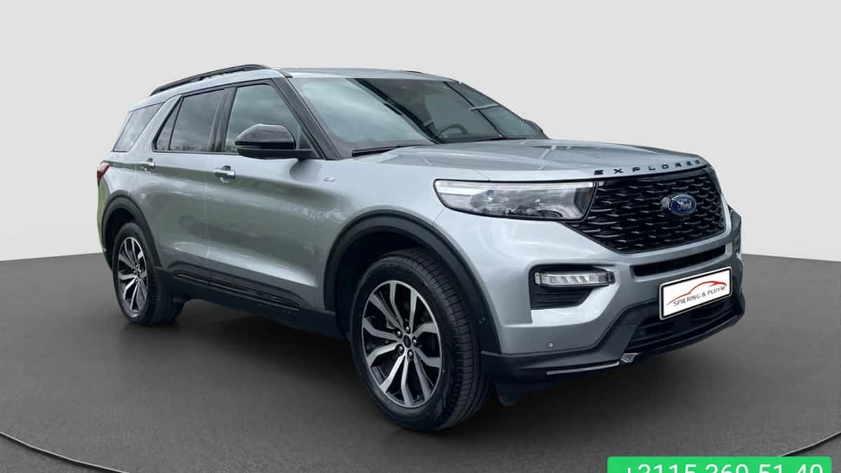 Ford Explorer (2022) — foto 1