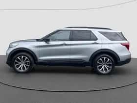 Ford Explorer (2022) thumbnail 8