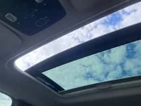 Renault Captur (2019) thumbnail 3