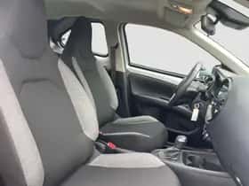 Toyota Aygo X (2023) thumbnail 14