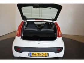 Peugeot 107 (2011) thumbnail 16