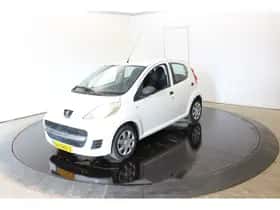 Peugeot 107 (2011) thumbnail 17