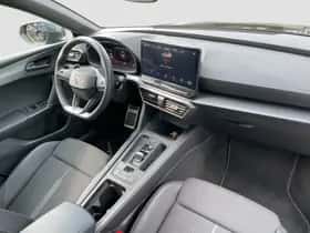 CUPRA Leon Sportstourer (2024) thumbnail 2