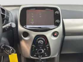 Toyota Aygo (2016) thumbnail 13