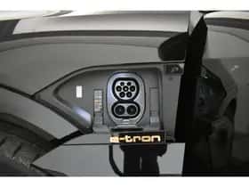 Audi e-tron (2019) thumbnail 17