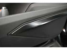 Audi e-tron (2019) thumbnail 8