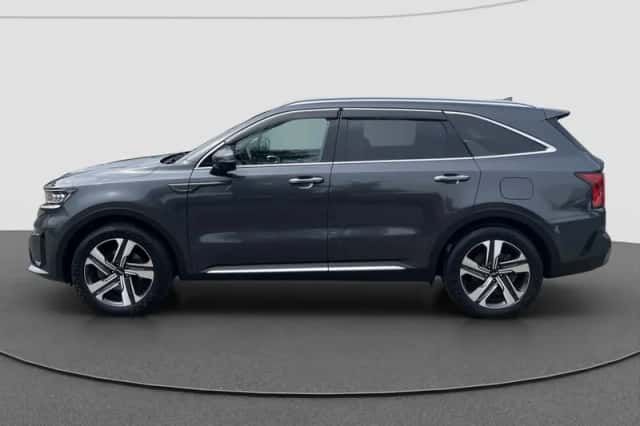 Kia Sorento (2023) thumbnail 6