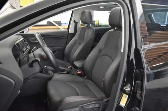 SEAT Leon (2016) thumbnail 5