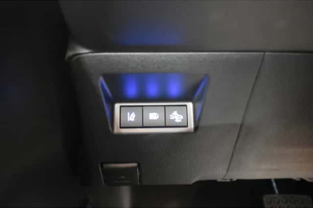 Toyota Yaris (2020) thumbnail 4
