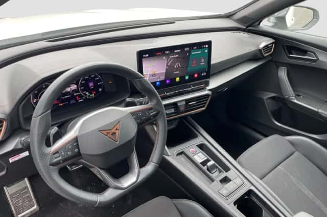 CUPRA Formentor (2023) thumbnail 2