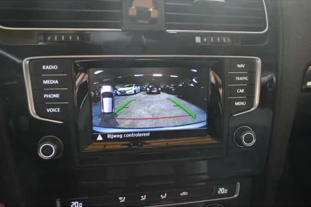Volkswagen Golf (2014) thumbnail 4