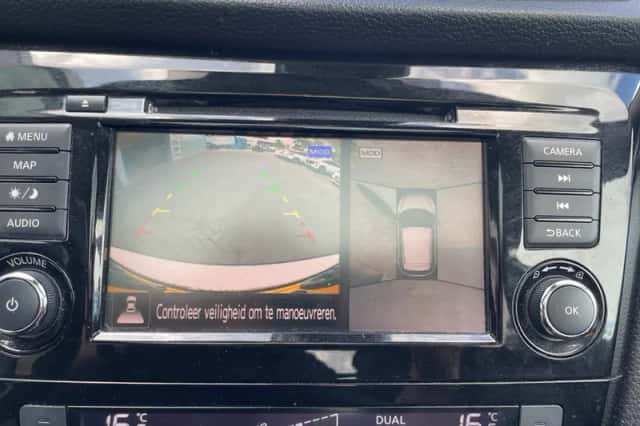 Nissan Qashqai (2021) thumbnail 4