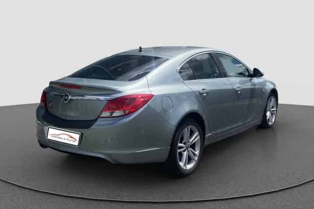 Opel Insignia (2012) thumbnail 5