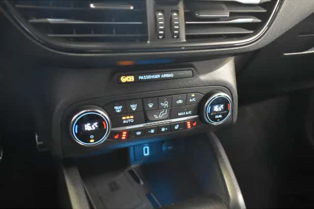Ford Focus (2020) thumbnail 4