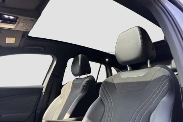 Volkswagen ID.4 (2021) thumbnail 5