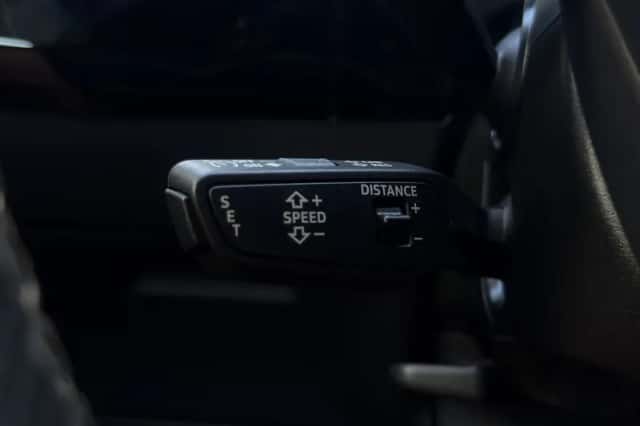 Audi e-tron (2023) thumbnail 5