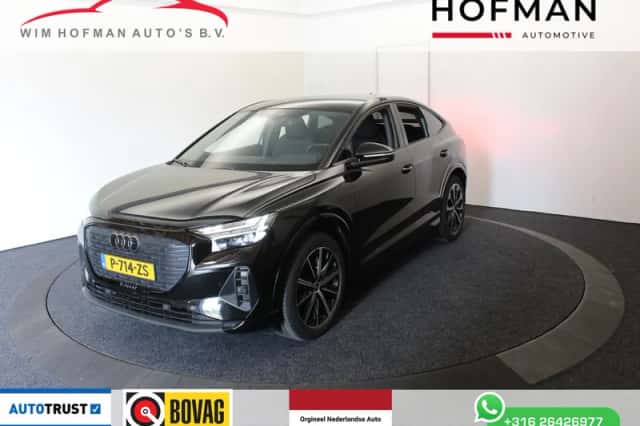 Audi Q4 (2022) thumbnail 1