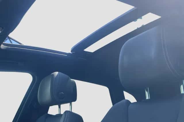 Audi Q5 (2023) thumbnail 3