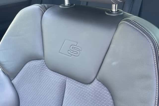 Audi Q5 (2023) thumbnail 4